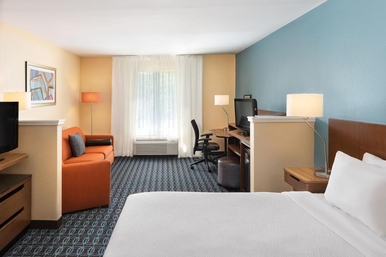 Hotel Fairfield & Raleigh Durham Airport Research Triangle Park 3*